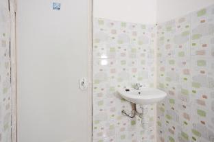 Hotel Reddoorz Near Plaza Araya Malang Blimbing  Pokoj fotografie